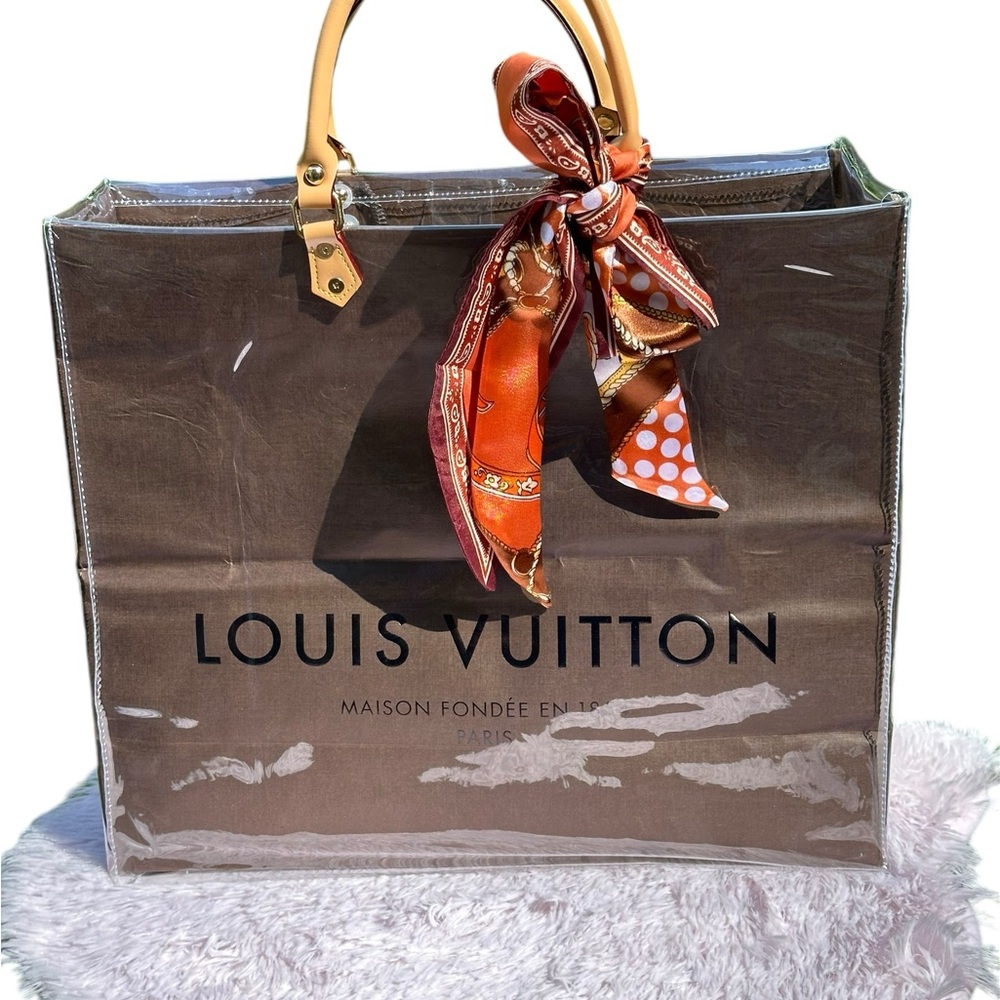 Authentic Louis Vuitton Shopping Bag with clear PVC, handles and crossbody rings - Picture 3 of 10